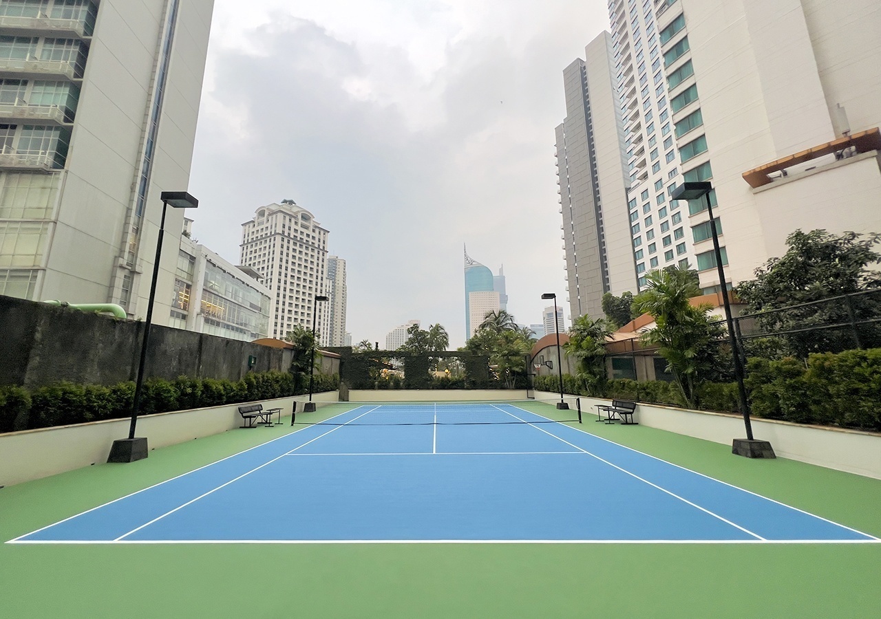 [REGULAR - Inclusion Pool Access & Spa Facilities] Tennis Court Buy 2 pax Get 4 pax at Ayana Midplaza Jakarta